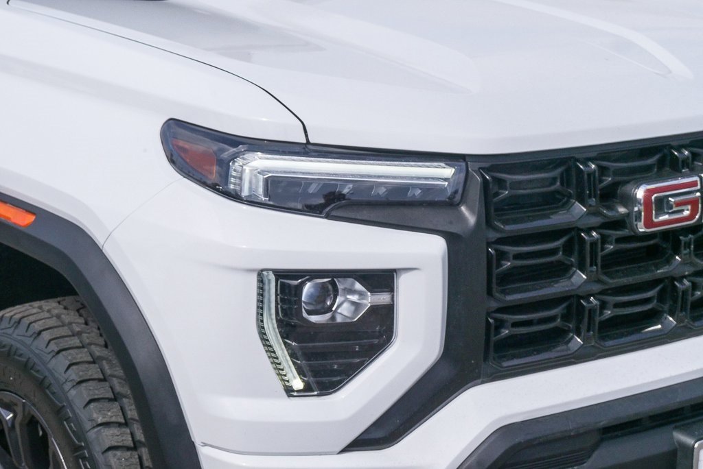 Used 2024 GMC Canyon Elevation w/ Trailering Package image 4