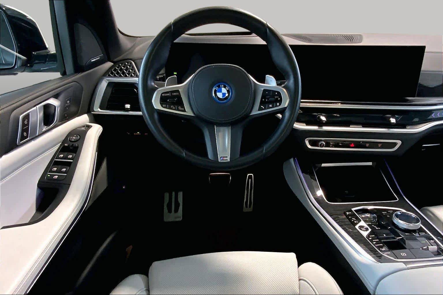 Certified 2024 BMW X5 xDrive50e w/ Executive Package AWD/4WD image 5
