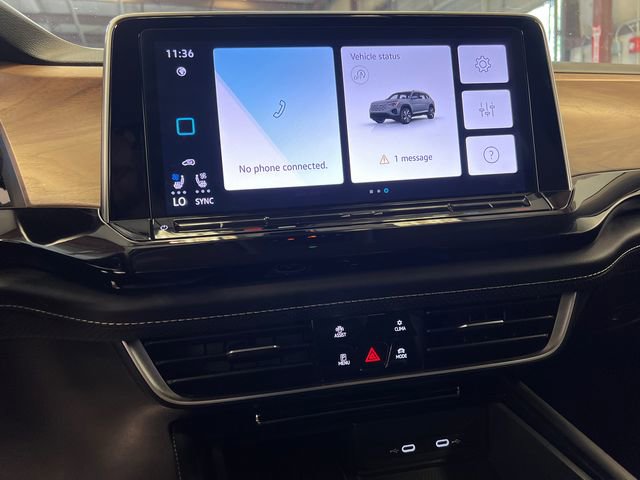 Certified 2025 Volkswagen Atlas SE FWD image 25