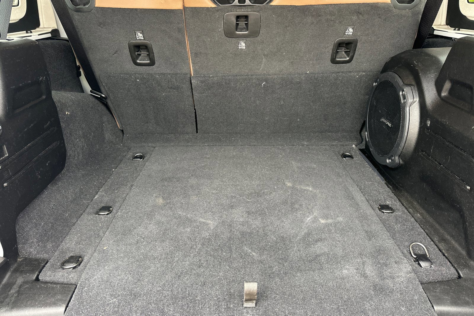 Used 2022 Jeep Wrangler Unlimited Sahara image 15