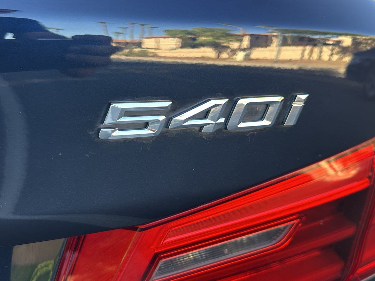 Used 2019 BMW 540i xDrive AWD/4WD image 10