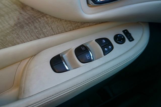 Used 2023 Nissan Murano SL image 29