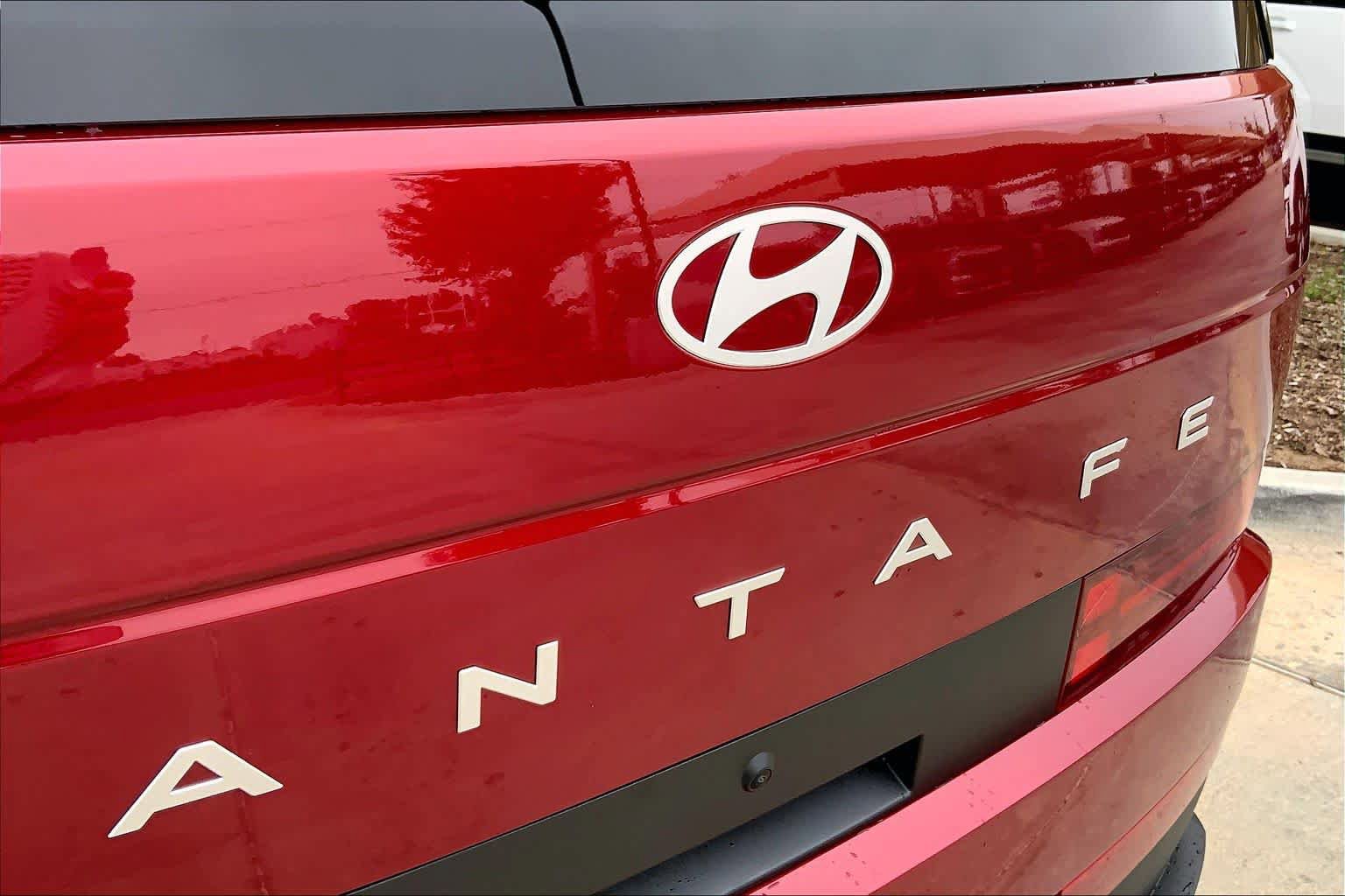Certified 2026 Hyundai Santa Fe SEL FWD image 33