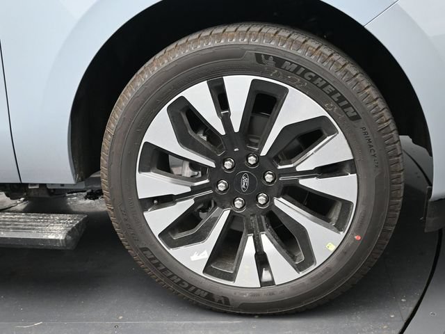 New 2026 Ford Expedition Max Platinum w/ Driver's Package AWD/4WD image 38