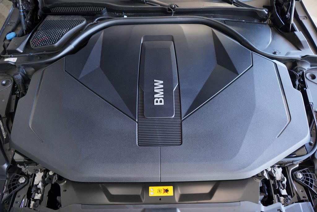 Used 2026 BMW i5 eDrive40 w/ Premium Package image 22