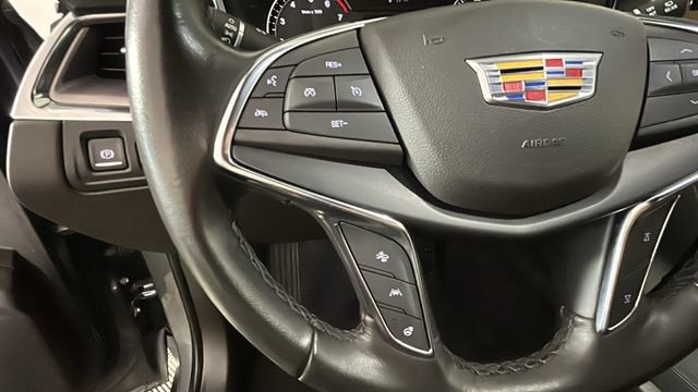 Used 2022 Cadillac XT5 Luxury FWD image 16