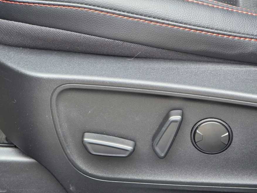 Used 2022 Ford Escape SEL w/ SEL Stealth AWD Package image 15