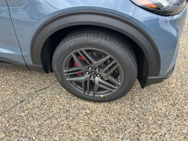 New 2026 Ford Explorer ST w/ Sun And Sound Package image 11