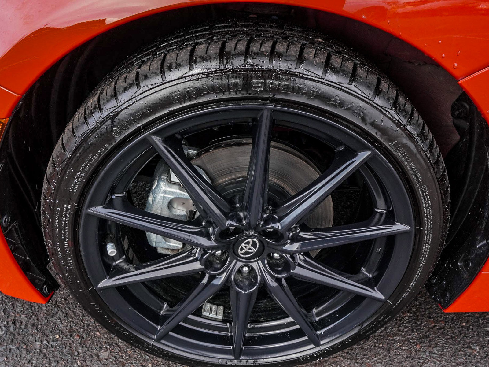 Used 2024 Toyota GR86 Premium image 8