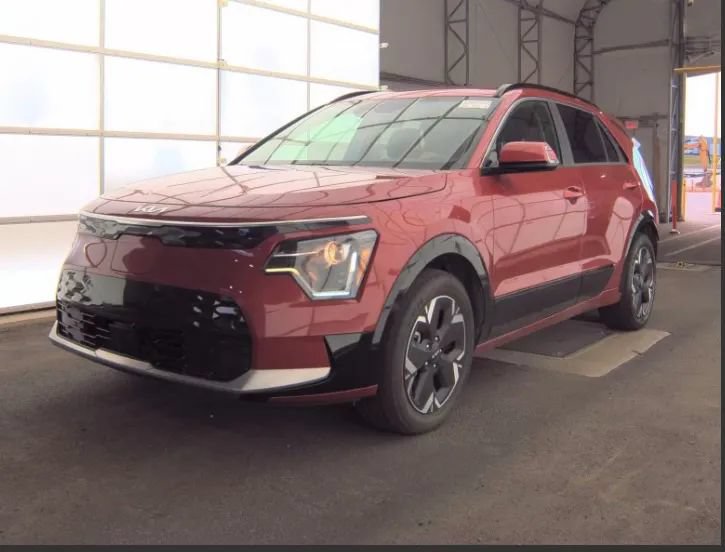 Used 2023 Kia Niro Wind FWD image 1