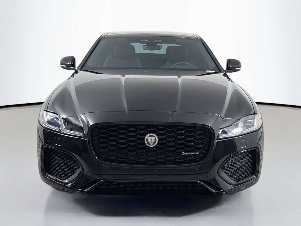 Used 2024 Jaguar XF R-Dynamic SE AWD/4WD image 2