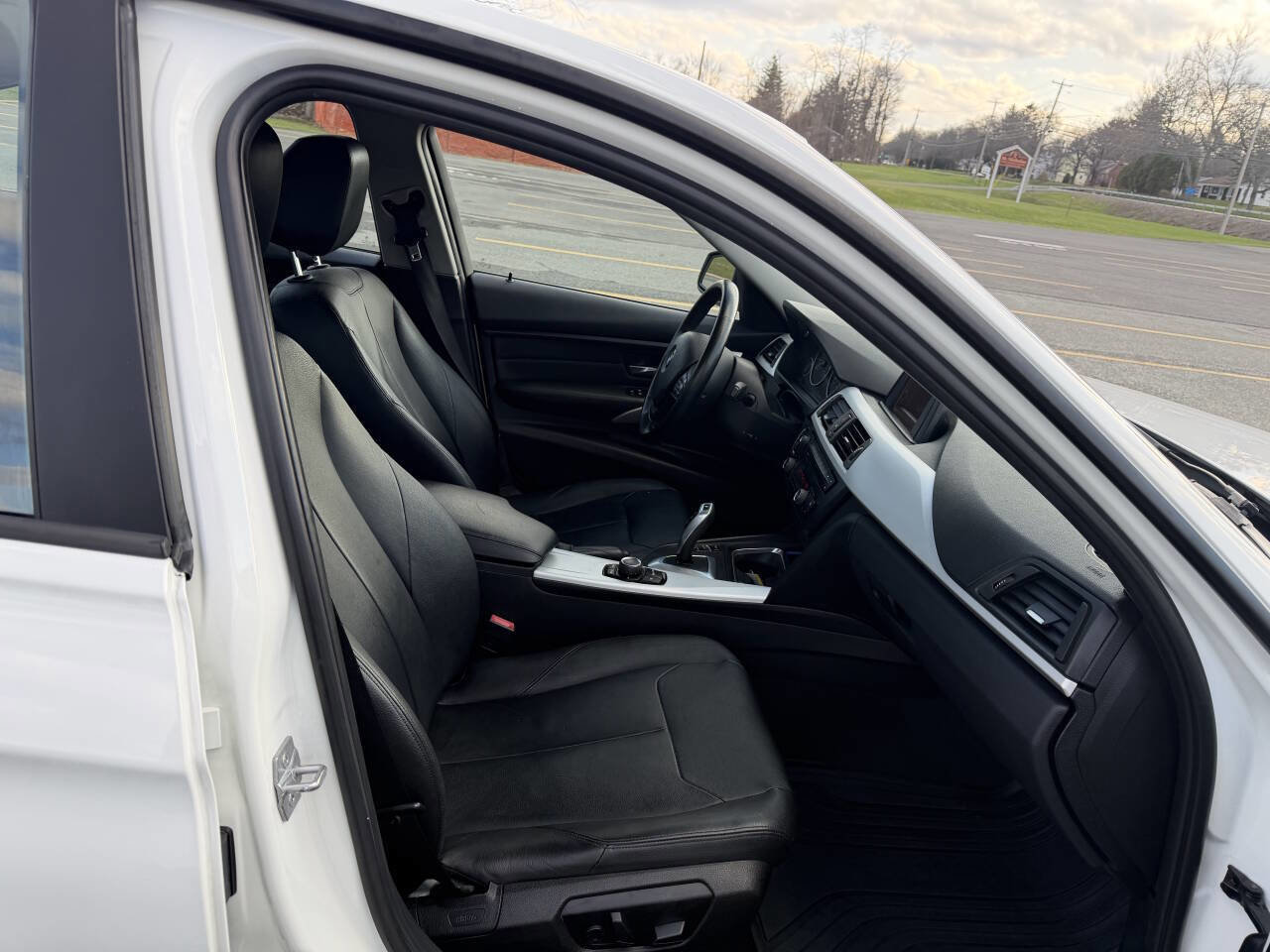 Used 2013 BMW 328i xDrive Sedan image 13