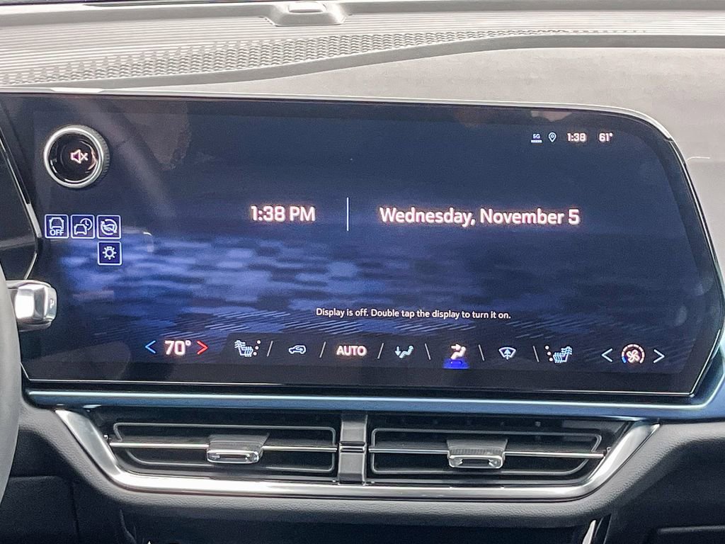 New 2026 Chevrolet Equinox EV LT image 13