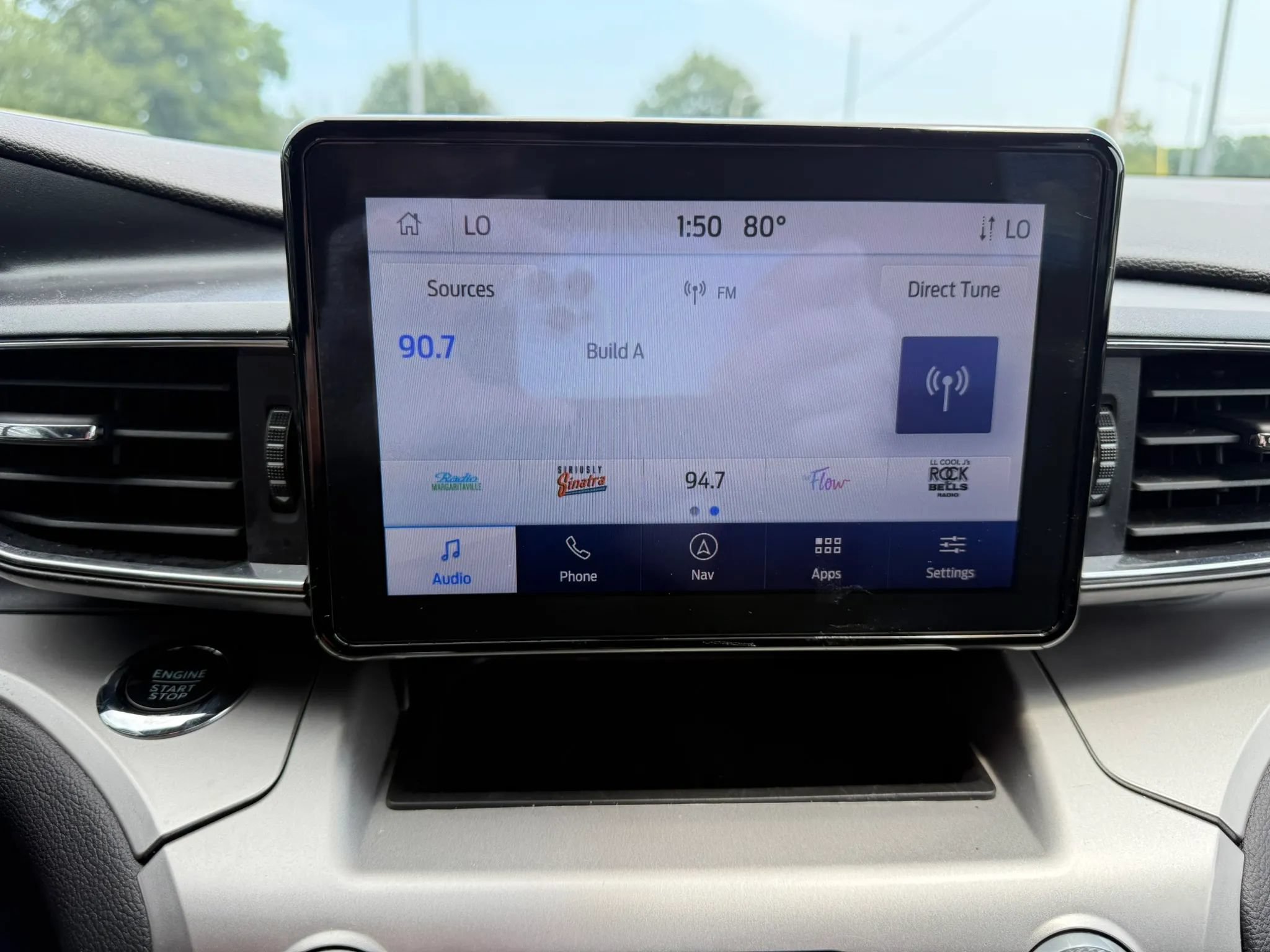 Used 2022 Ford Explorer XLT w/ Equipment Group 202A AWD/4WD image 21