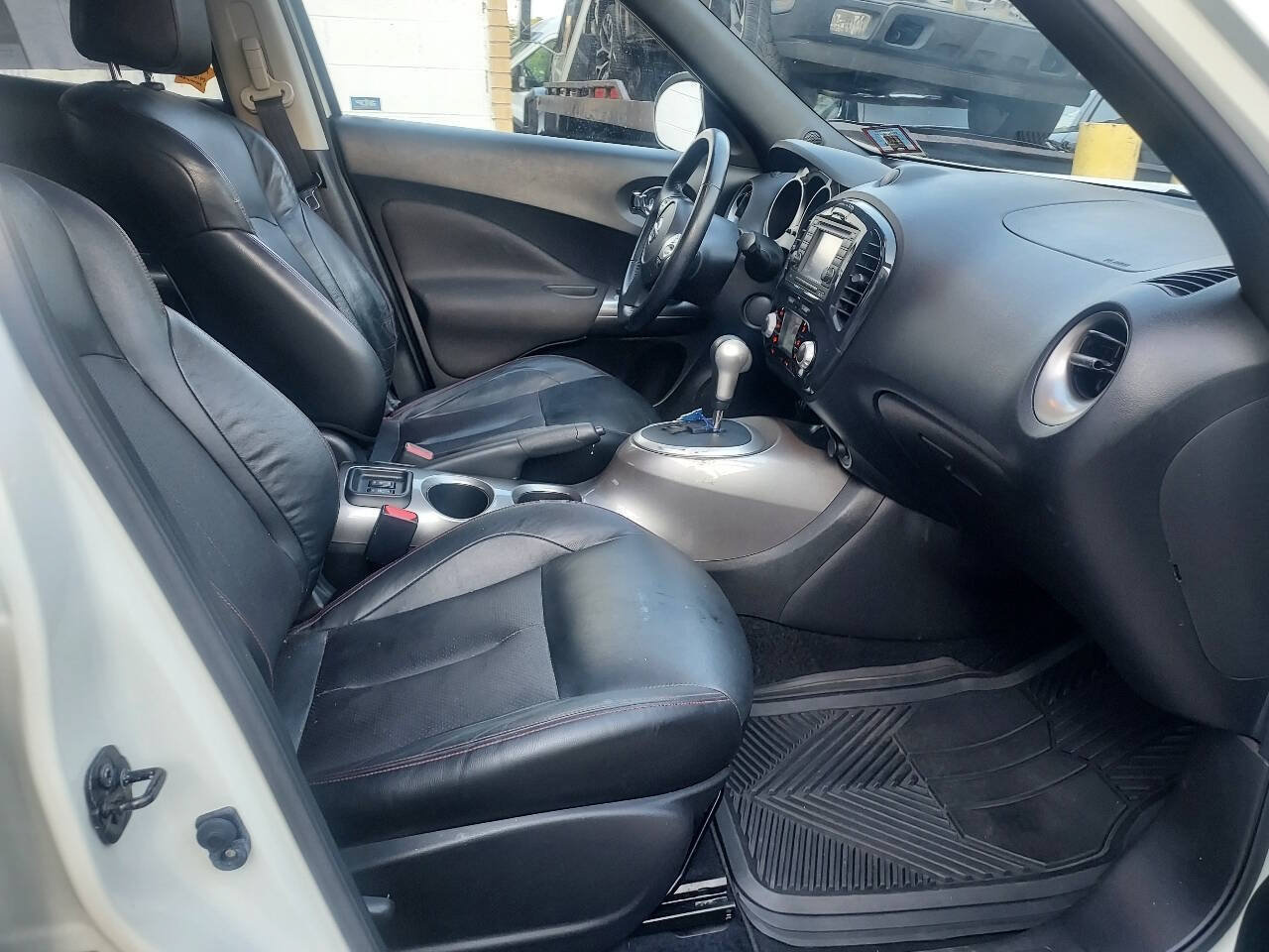 Used 2012 Nissan Juke SL AWD/4WD image 8