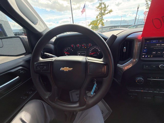 Used 2021 Chevrolet Silverado 1500 Custom AWD/4WD image 24