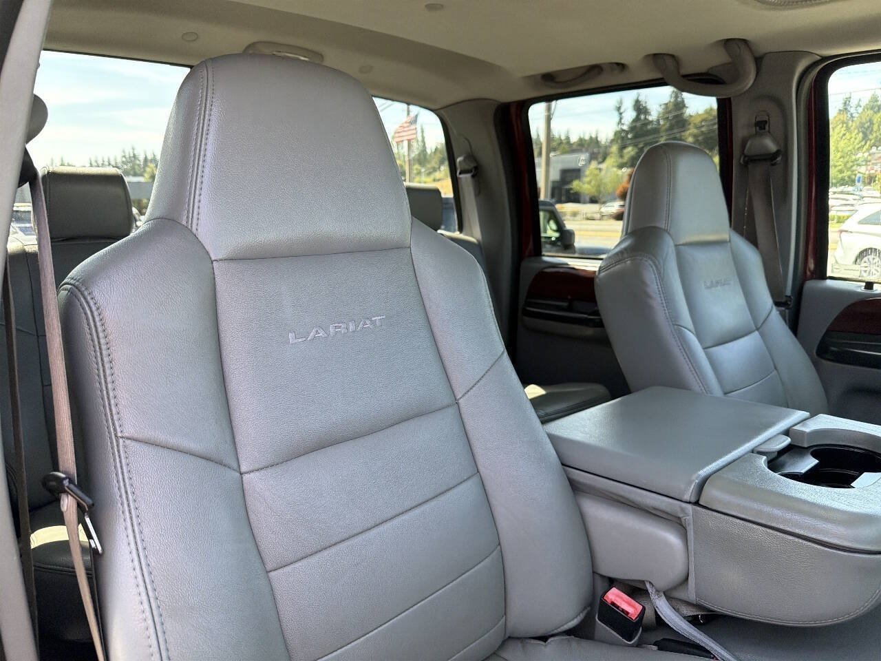 Used 2006 Ford F350 Lariat AWD/4WD image 26