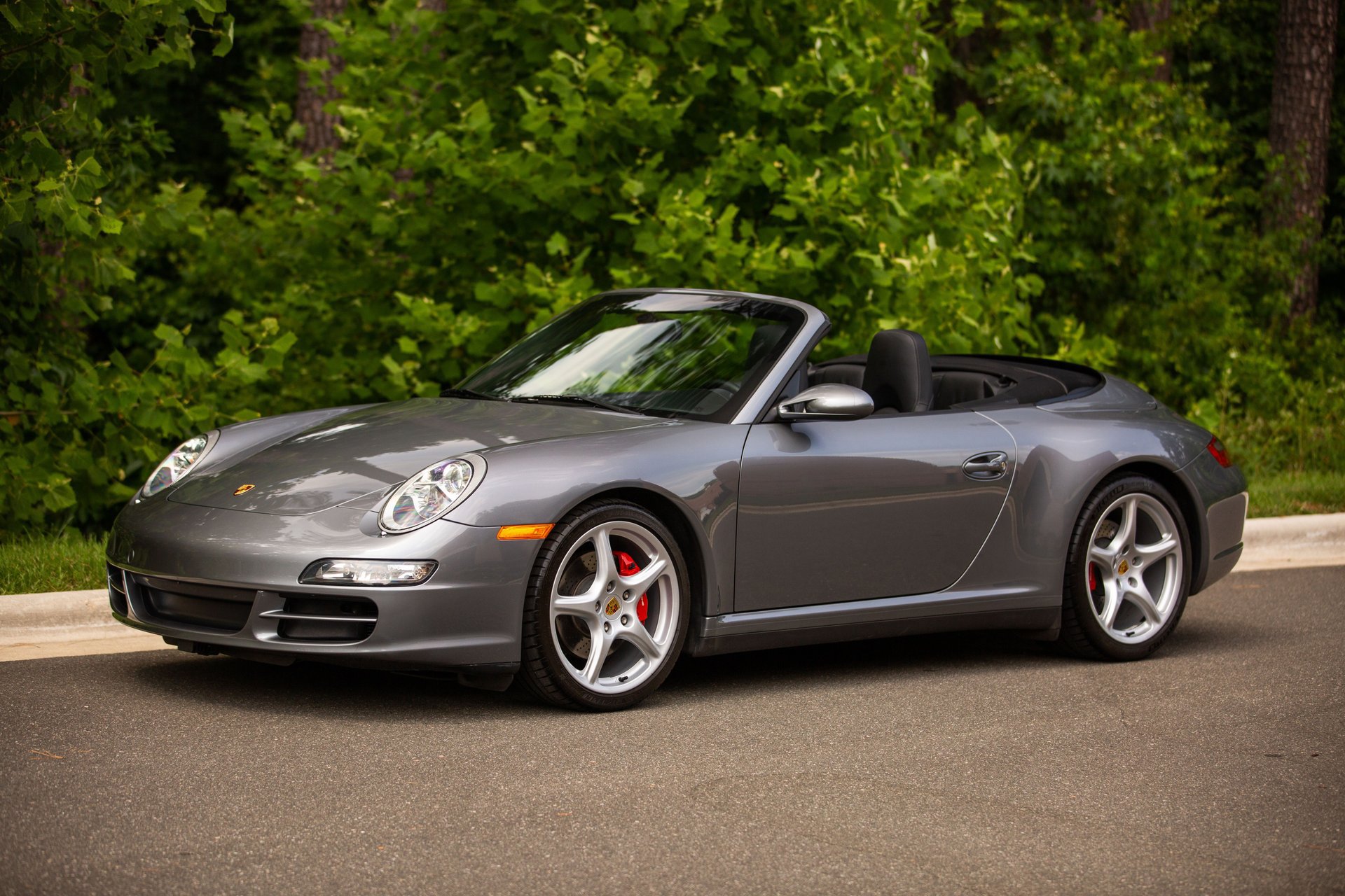 Used 2006 Porsche 911 Carrera 4S AWD/4WD image 3