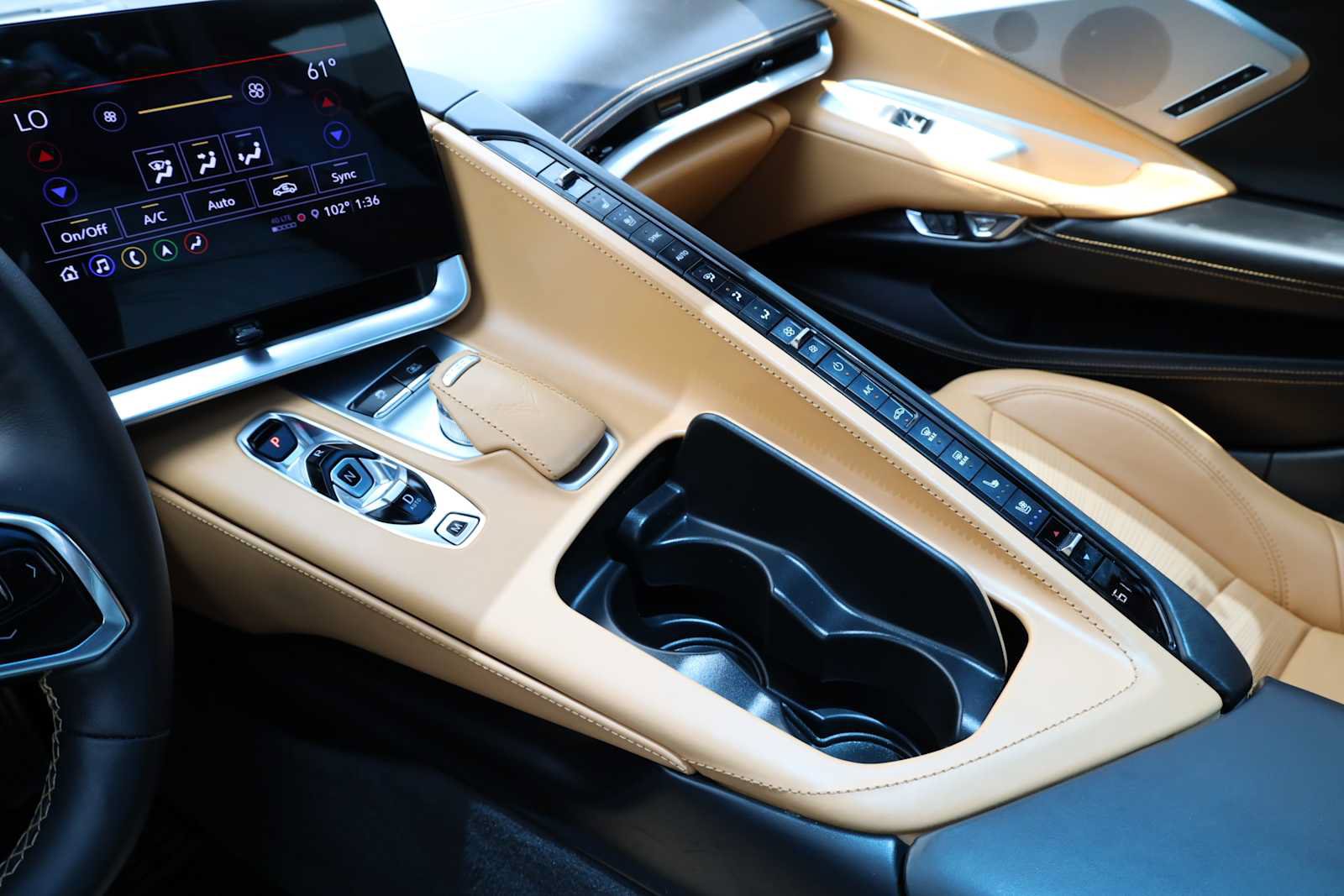 Used 2023 Chevrolet Corvette Stingray Premium Cpe w/ Z51 Performance Package RWD image 22