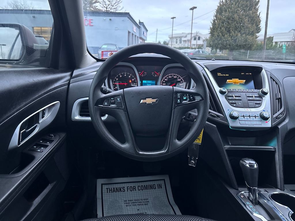 Used 2017 Chevrolet Equinox L image 19