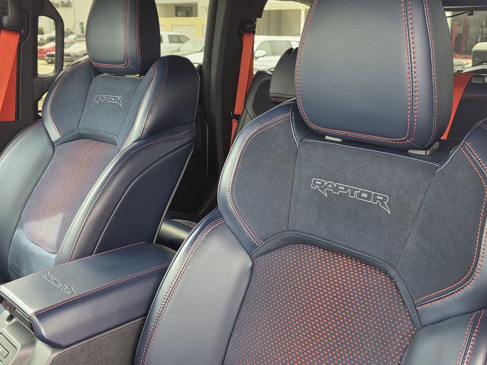 Used 2024 Ford Bronco Raptor image 11