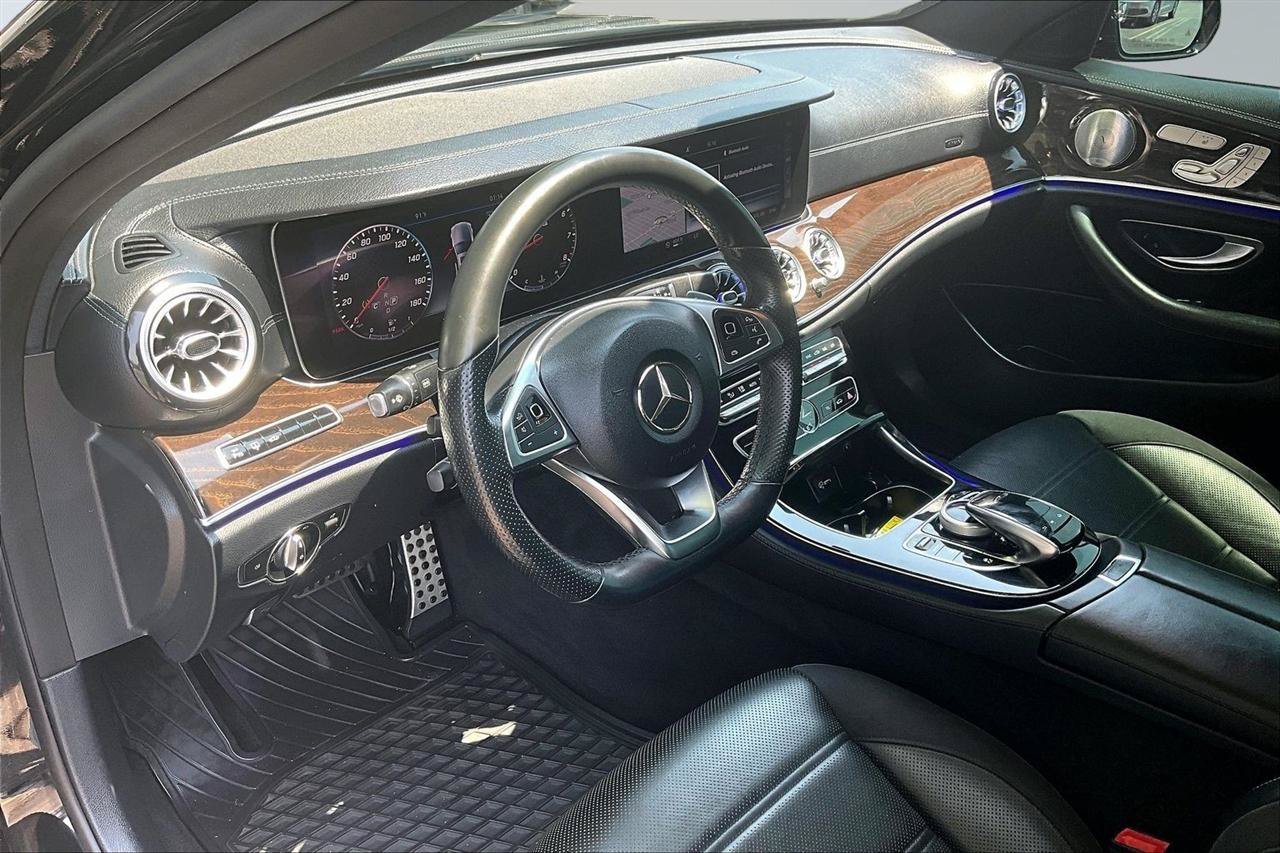 Used 2018 Mercedes-Benz E 43 AMG 4MATIC Sedan image 17