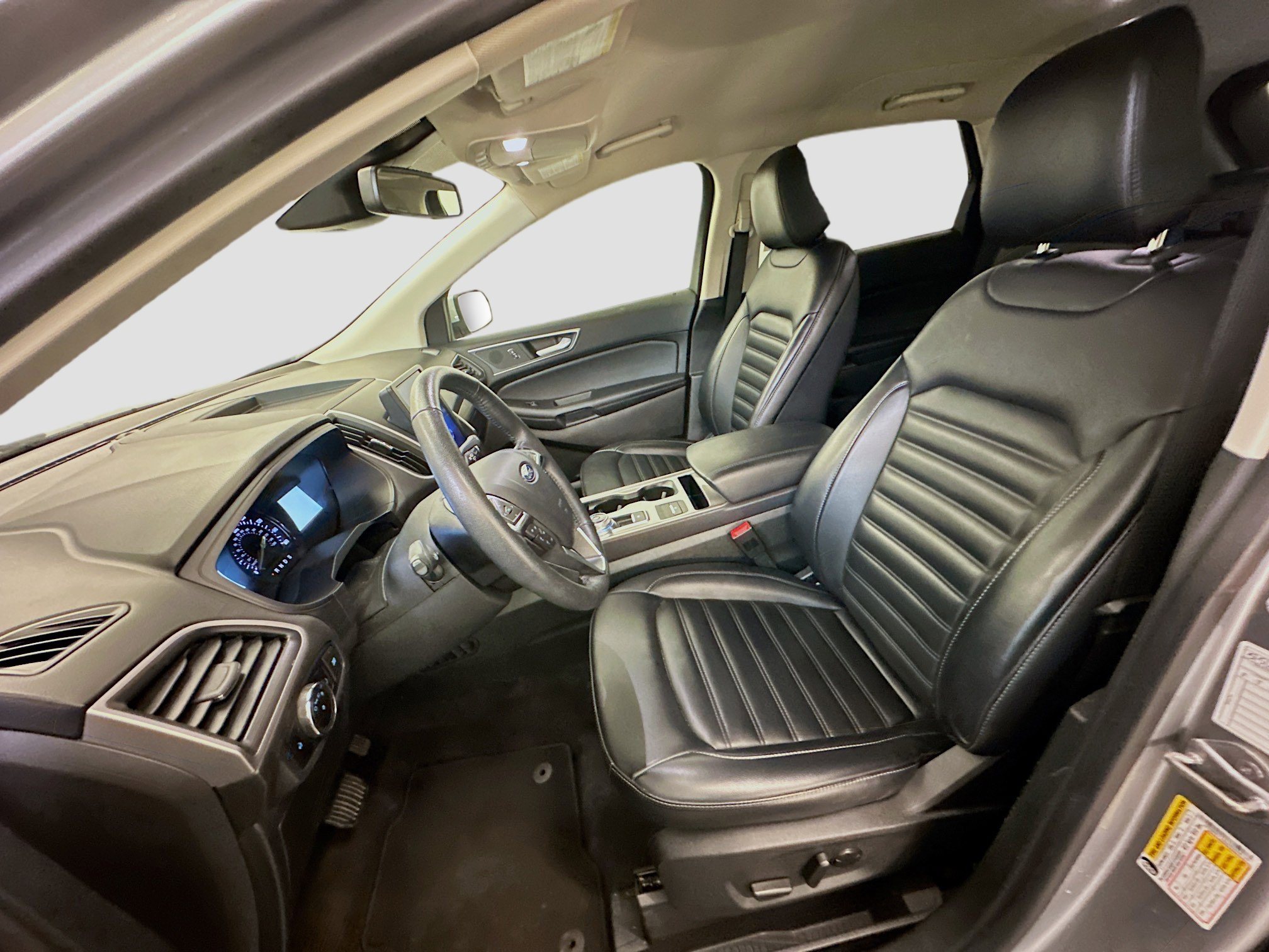 Used 2024 Ford Edge SEL image 13