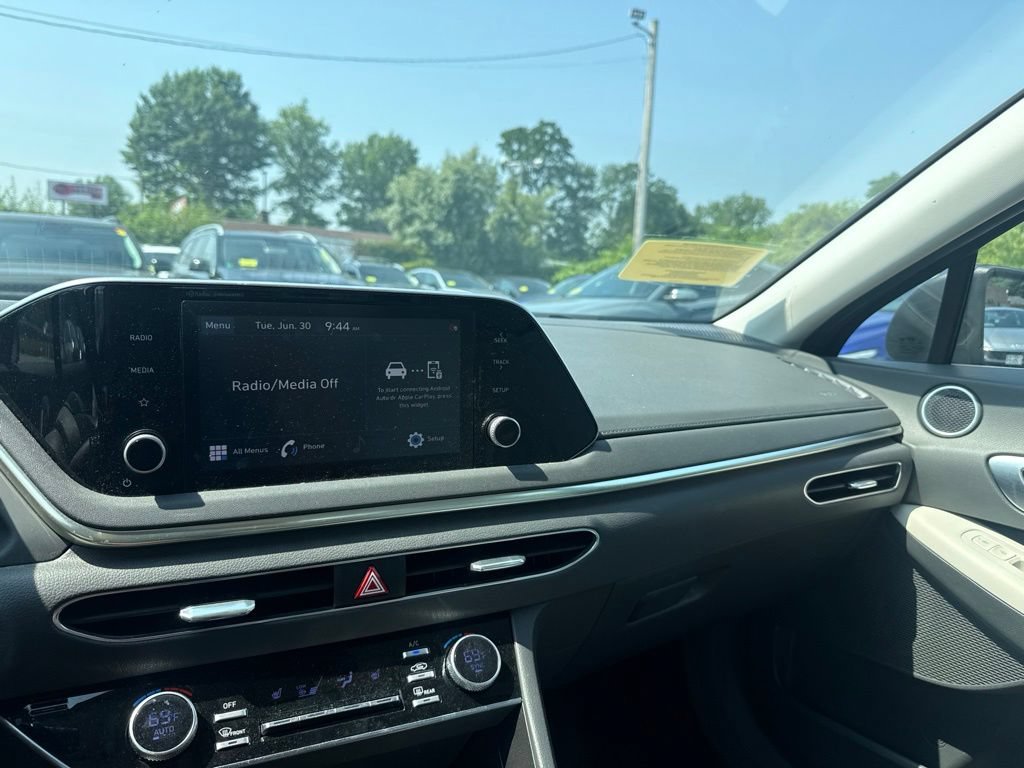 Used 2022 Hyundai Sonata SEL FWD image 9