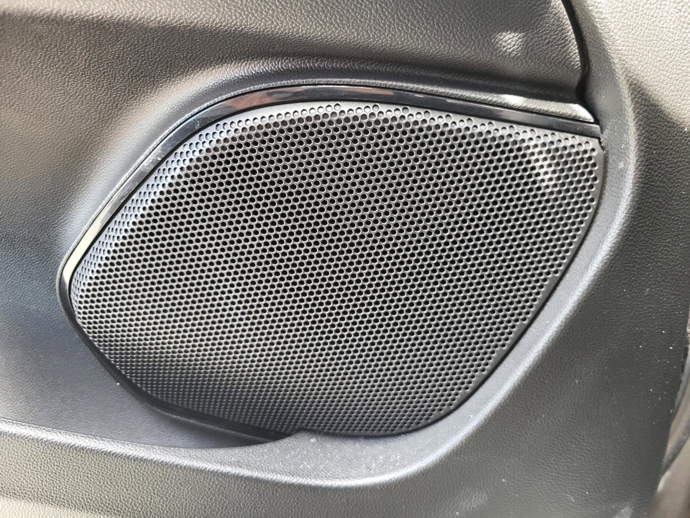 Used 2024 Alfa Romeo Stelvio Sprint image 30