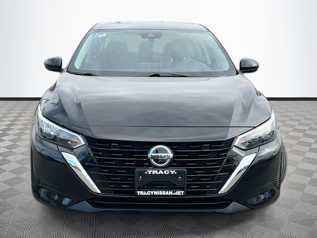 Used 2024 Nissan Sentra SV FWD image 2
