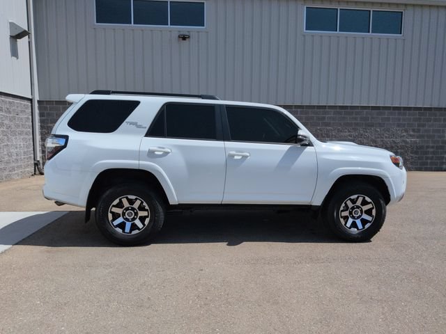 Used 2023 Toyota 4Runner TRD Off-Road Premium w/ Moonroof Package AWD/4WD image 2