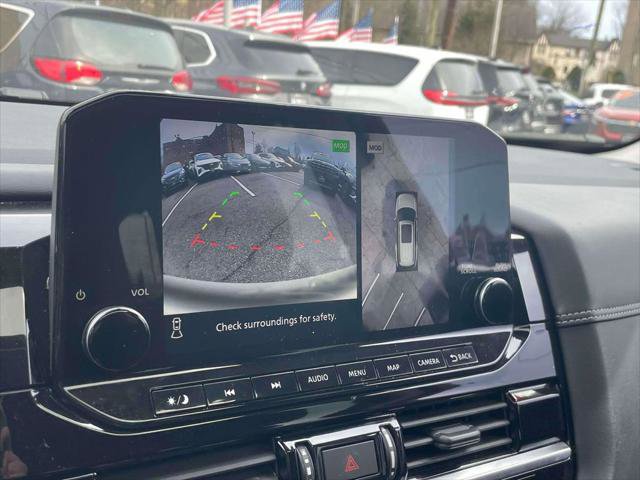 Used 2023 Nissan Pathfinder Platinum image 28