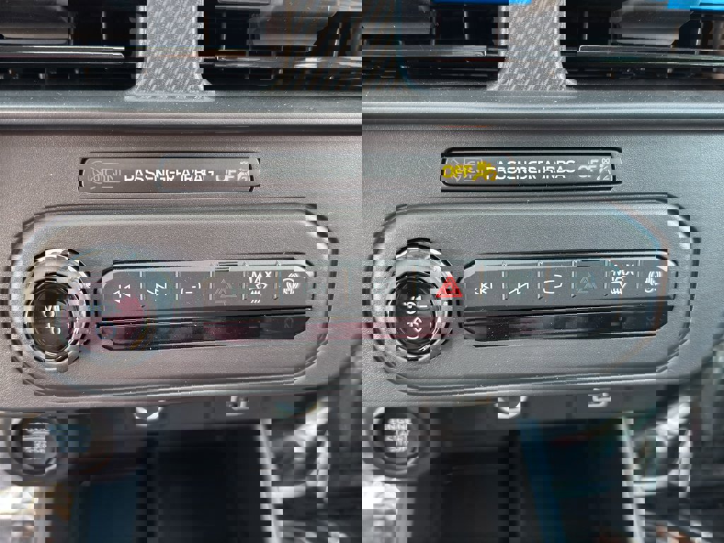 New 2025 Ford Maverick Lobo image 22