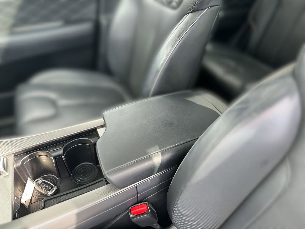 Used 2022 Hyundai Palisade Calligraphy image 22