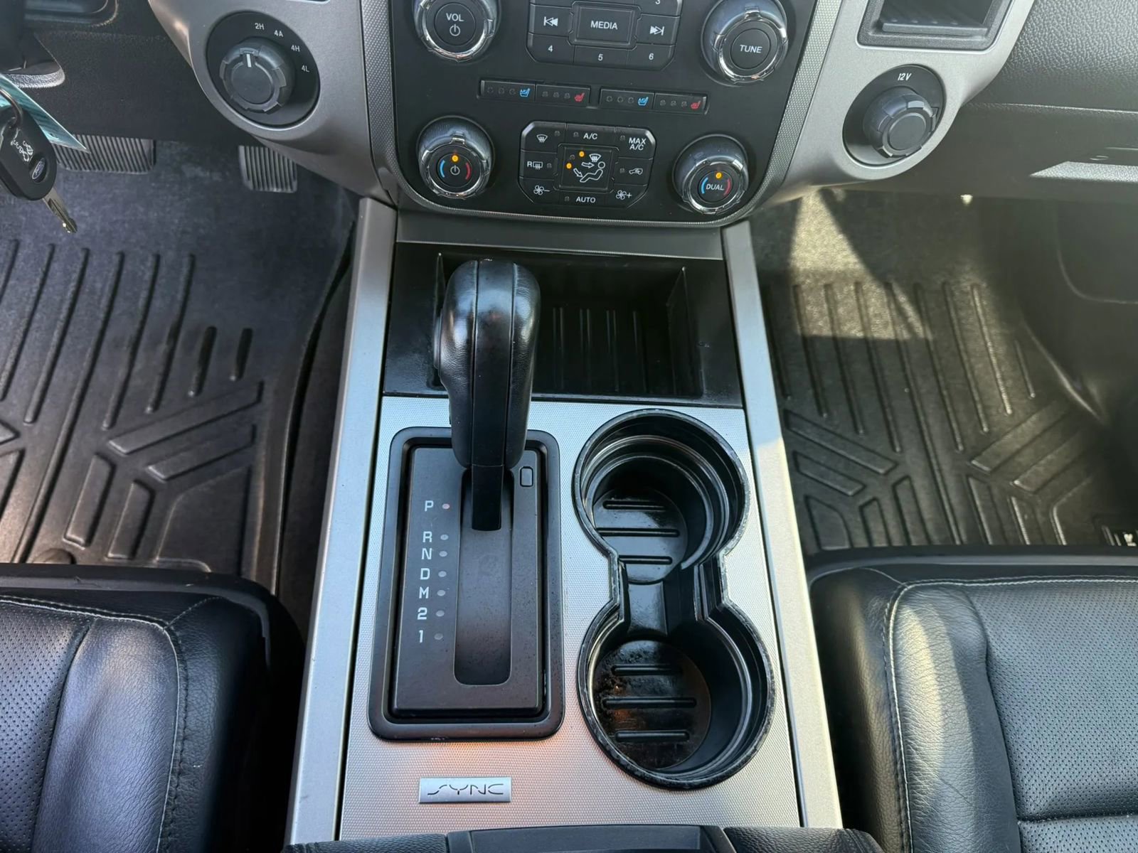 Used 2017 Ford Expedition EL XLT w/ Equipment Group 202A AWD/4WD image 25