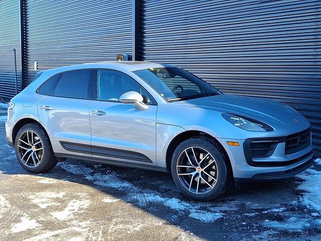 Certified 2026 Porsche Macan image 9