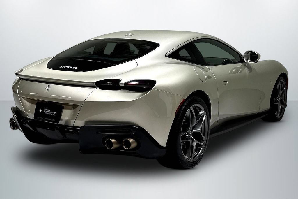 Used 2021 Ferrari Roma RWD image 7