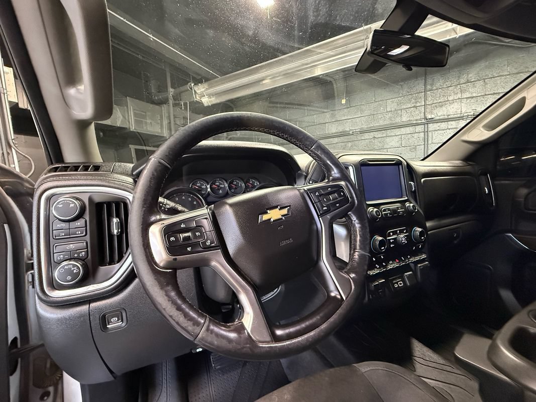 Used 2019 Chevrolet Silverado 1500 LT w/ All-Star Edition AWD/4WD image 10