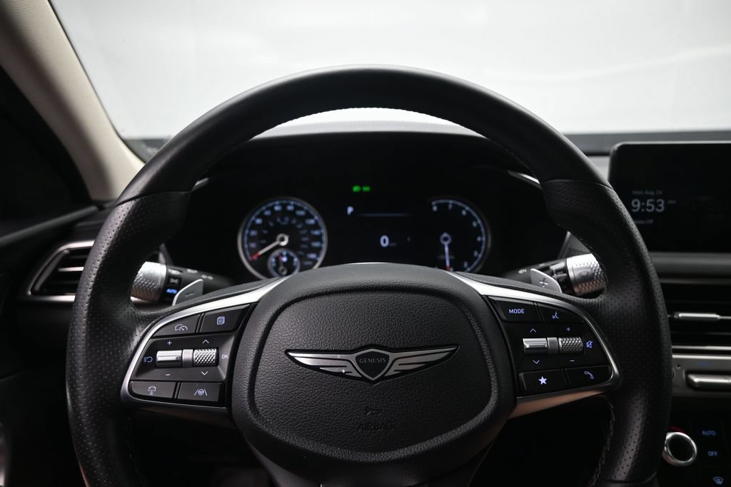 Used 2025 Genesis G70 2.5T AWD/4WD image 13