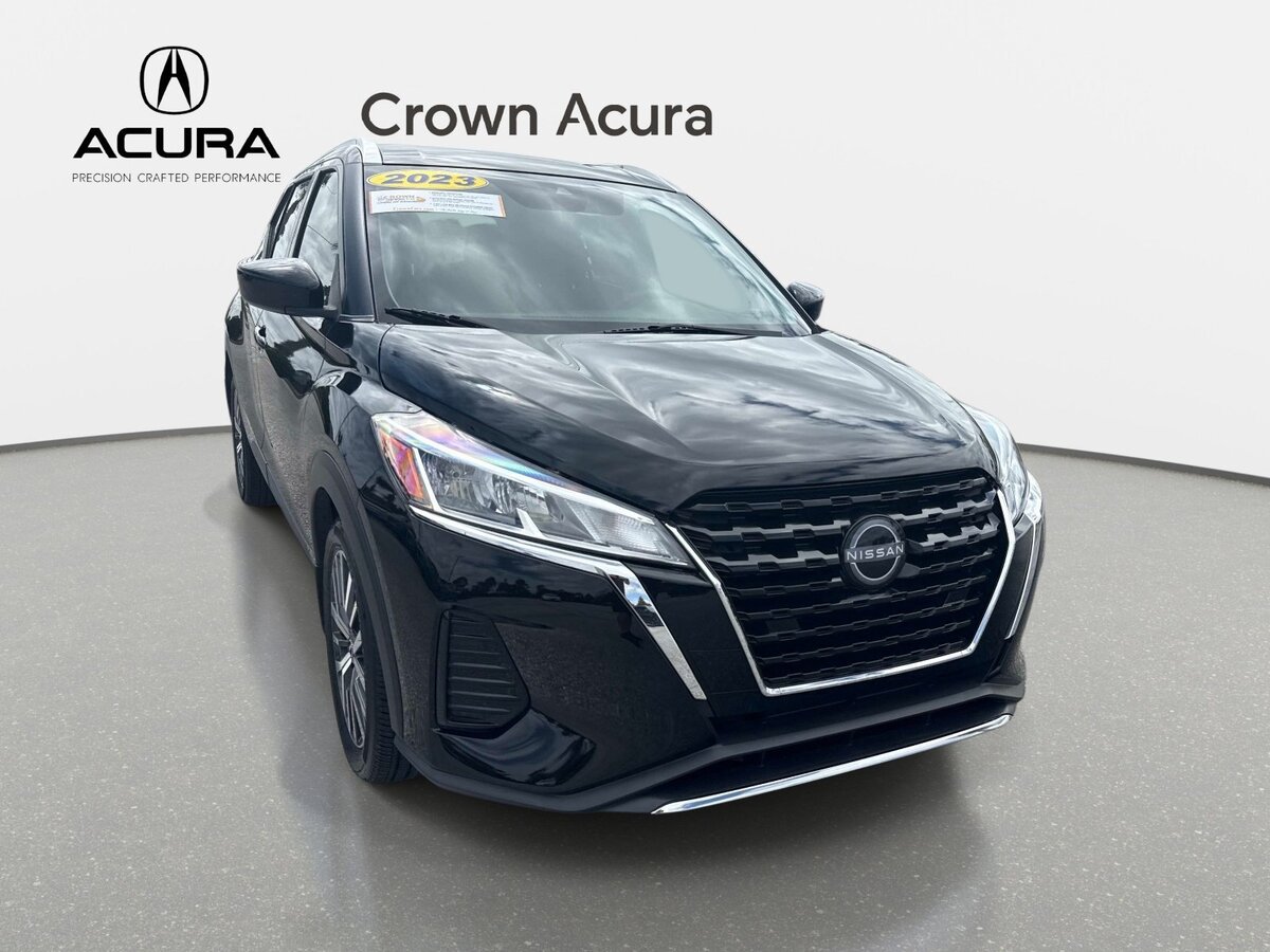 Used 2023 Nissan Kicks SV FWD image 7