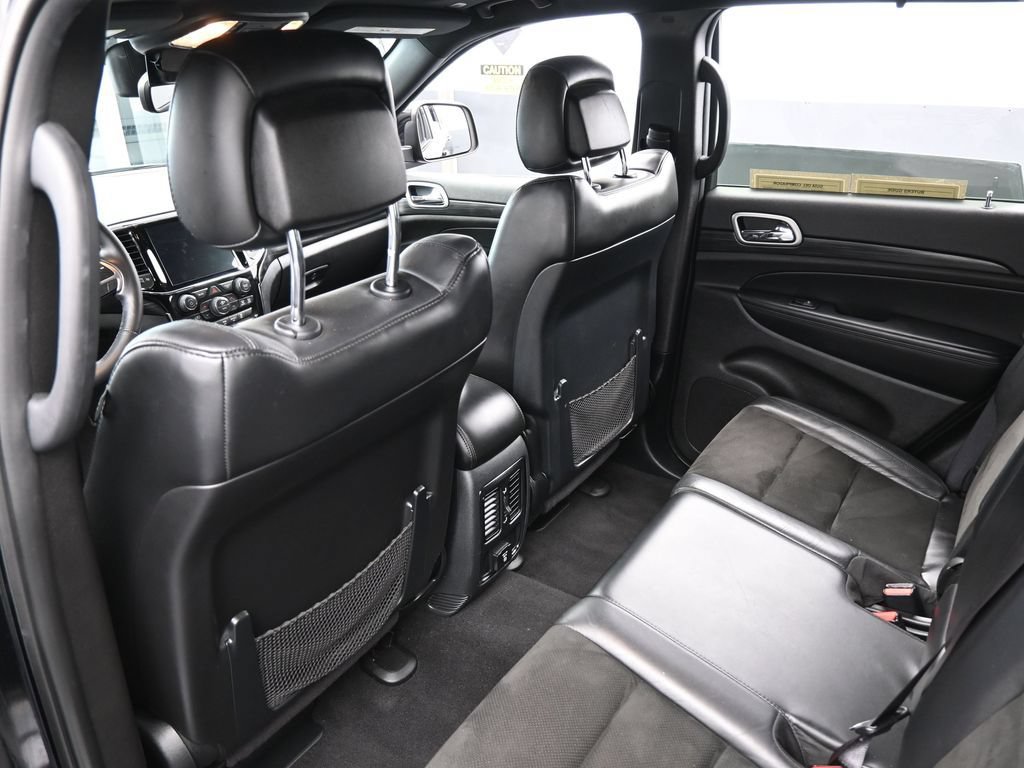 Used 2020 Jeep Grand Cherokee Altitude RWD image 35