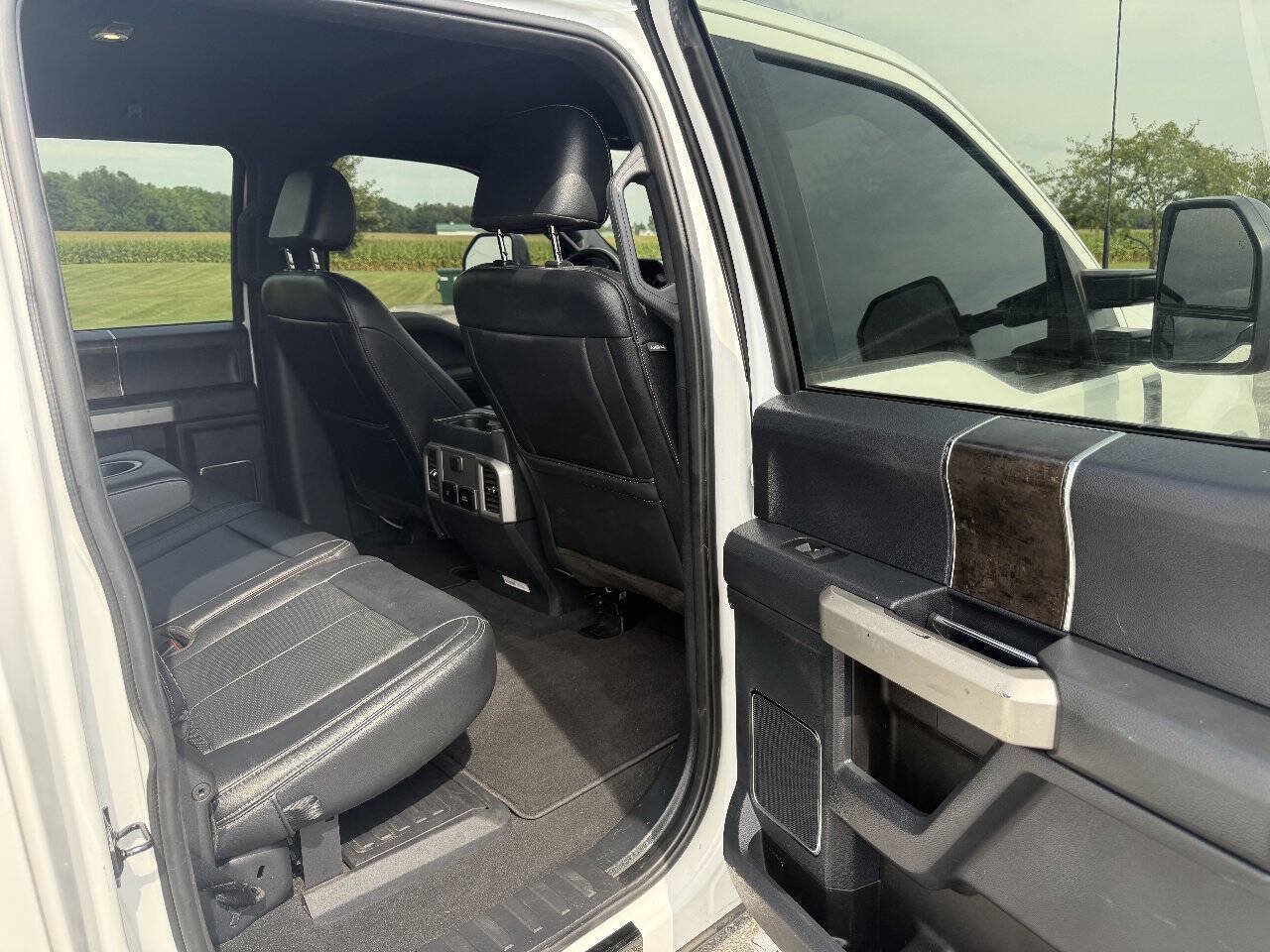 Used 2022 Ford F350 Lariat AWD/4WD image 18