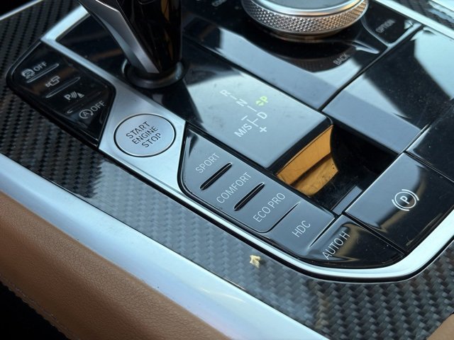 Used 2023 BMW X6 M50i w/ Parking Assistance Package image 23