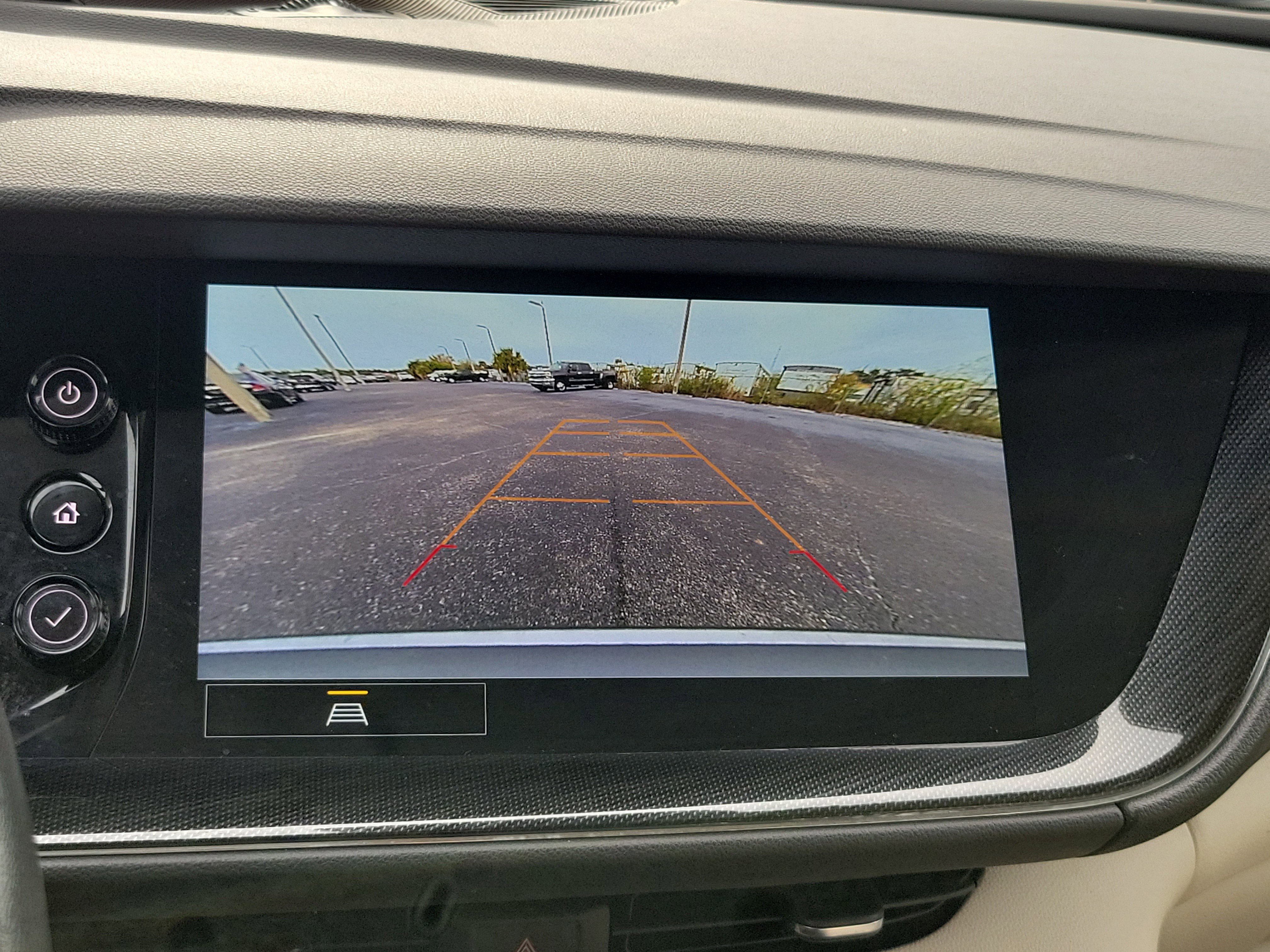 Used 2023 Buick Envision Preferred image 25