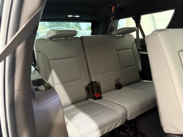 New 2026 Chevrolet Suburban LS w/ LPO, Dark Essentials Package image 32