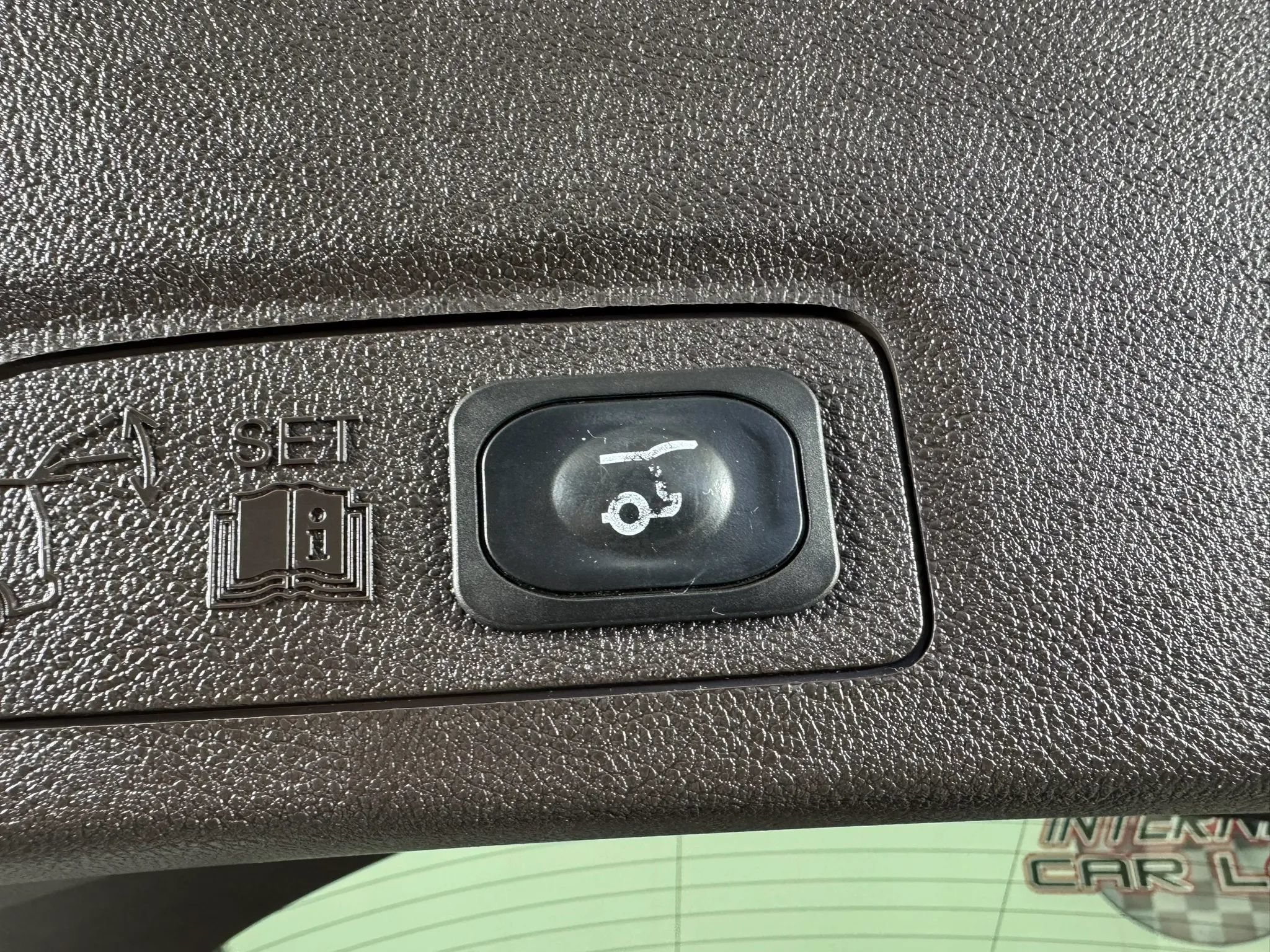 Used 2019 Lincoln MKC Select w/ Select Plus Package AWD/4WD image 29