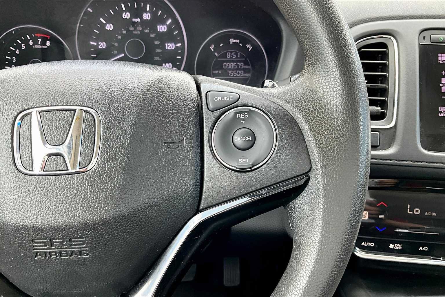 Used 2017 Honda HR-V EX image 25