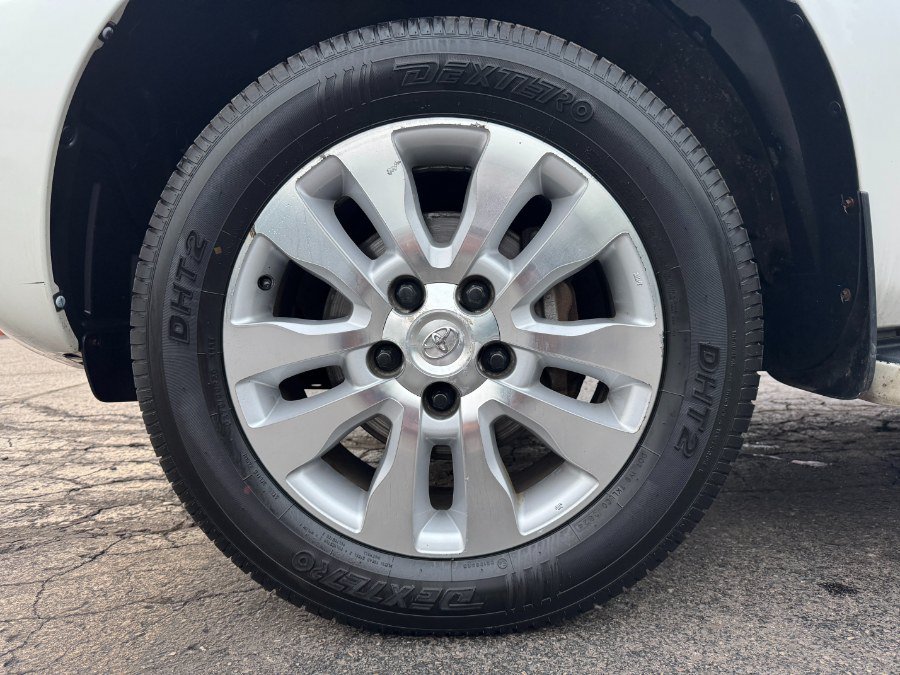 Used 2016 Toyota Sequoia Platinum AWD/4WD image 13