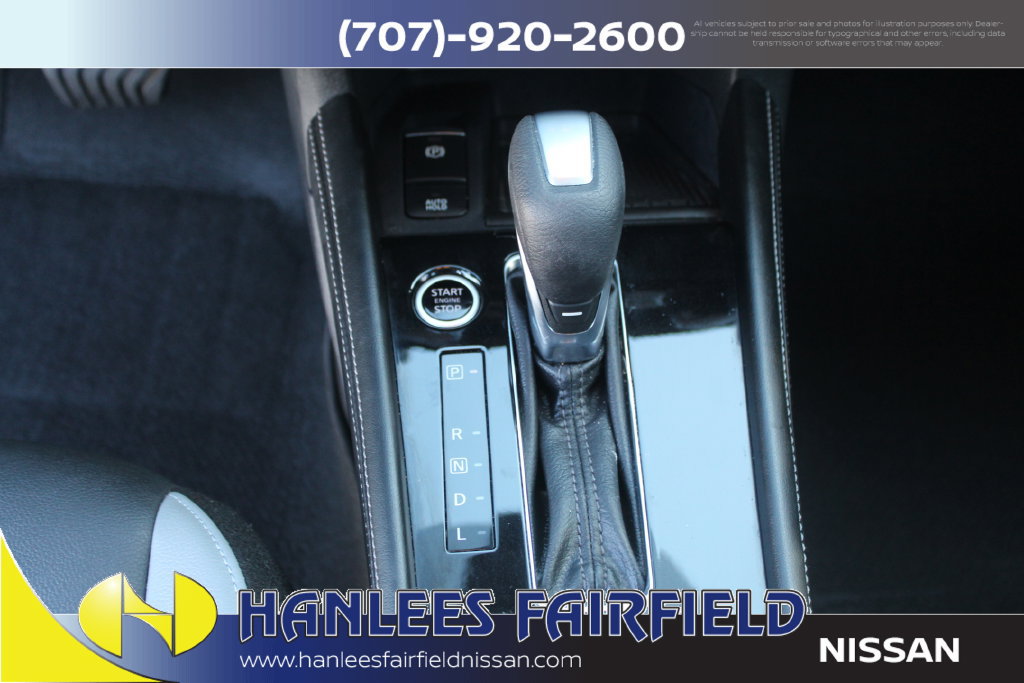 Used 2024 Nissan Kicks SR w/ SR Premium Package FWD image 18