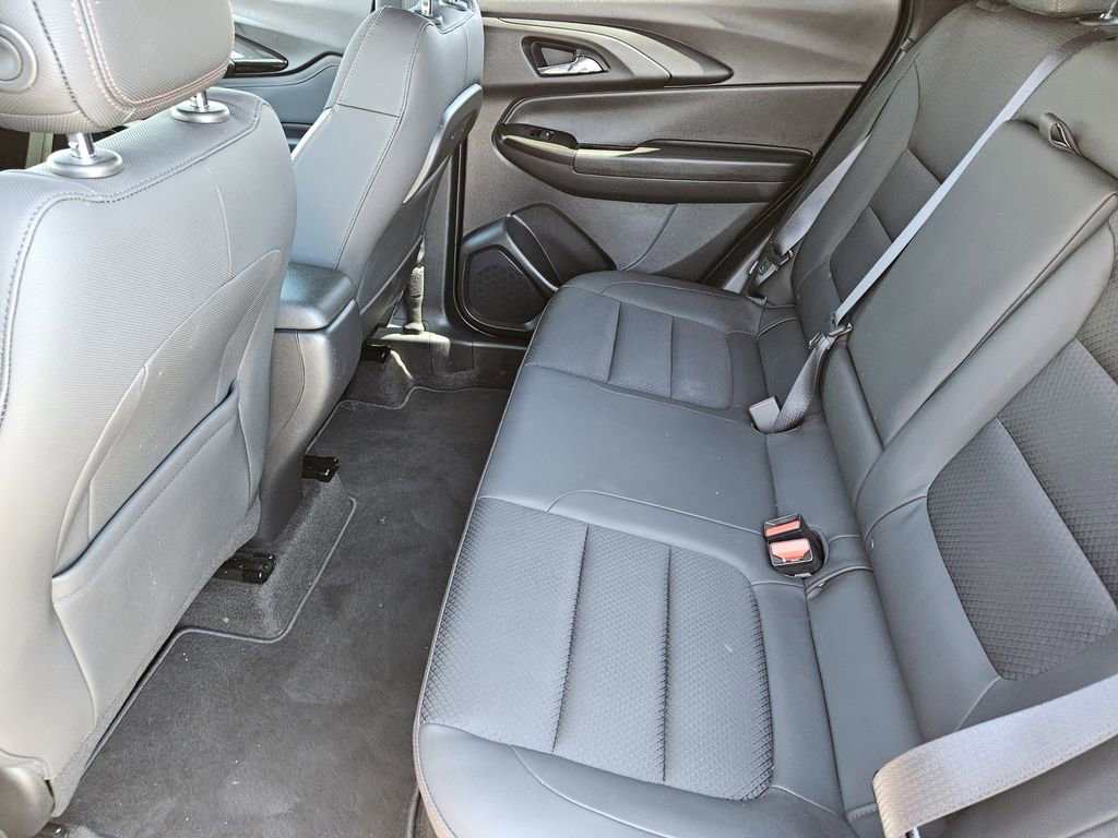 Used 2022 Chevrolet TrailBlazer RS FWD image 21